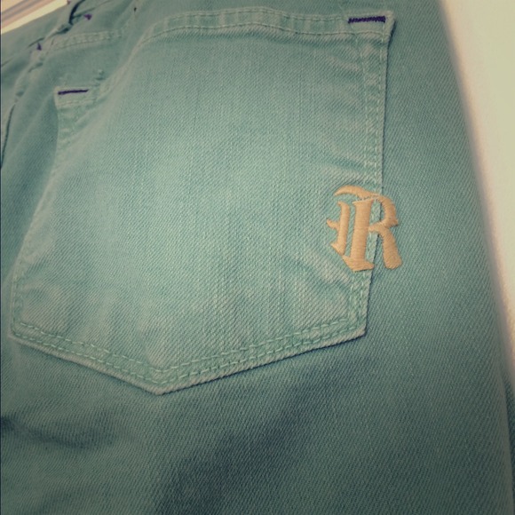 💢SOLD💢 Rich & Skinny Mint Capri Jean - Picture 1 of 3