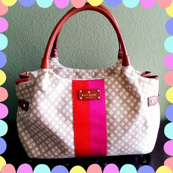 🎉 KATE SPADE 🎉STEVIE BEIGE