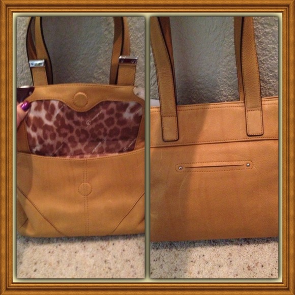 HP!!! NWT Bmakowsky tan Leather Satchel. +Dust bag - Picture 3 of 4