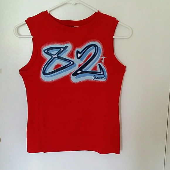 Red Sleeveless Abercrombie & Fitch Tee