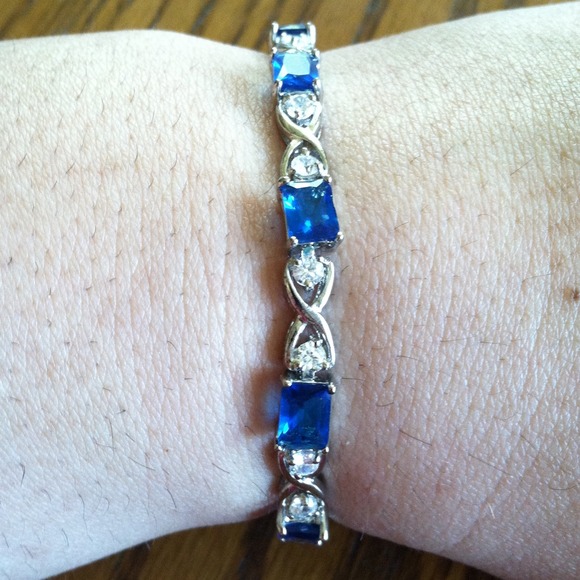 SOLD-------♨ Sapphire Tennis Bracelet 18K White Gp - Picture 2 of 3