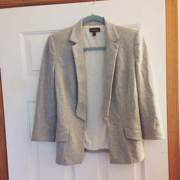 ✨Traded✨Grey bebe blazer - Picture 3 of 4