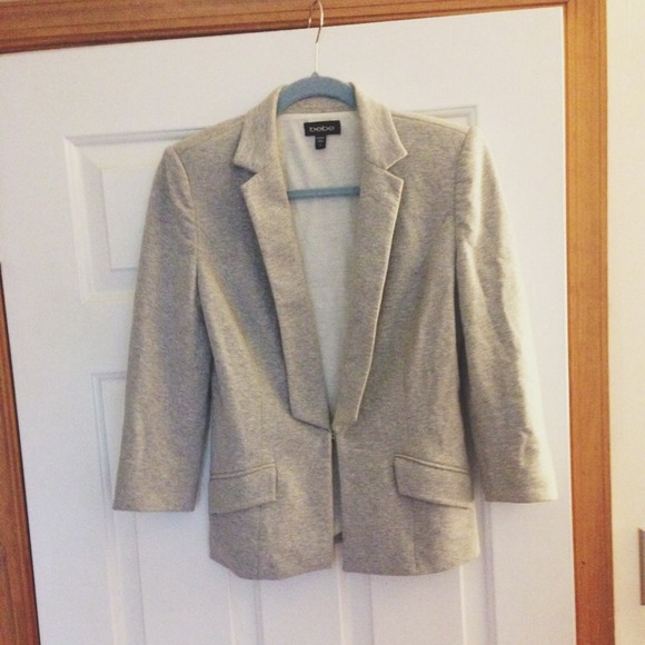 ✨Traded✨Grey bebe blazer - Picture 4 of 4