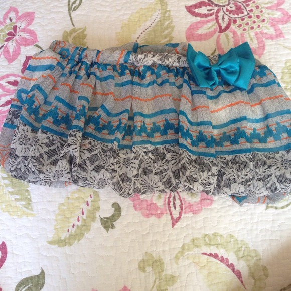 Flowy Short Skirt (Ideal for a Rave) - never worn - Picture 1 of 3