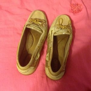 Gold Sperrys