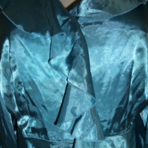 Ruffle blue top by Lane Bryant - Picture 3 of 4