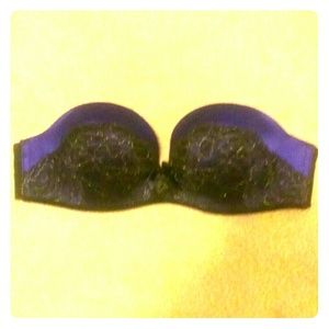 32B Victoria's Secret Bombshell strapless bra