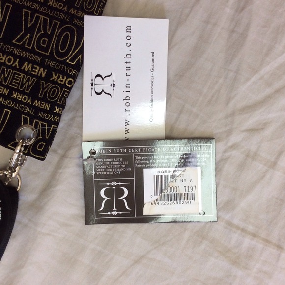 ❌BUNDLED❌ 🆕 ROBIN RUTH sling wallet - Picture 4 of 4