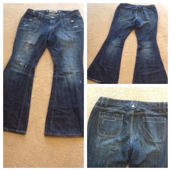 💕Dark Bellbottom Denim 15 x 32