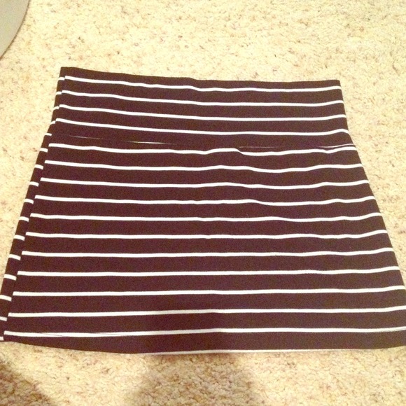 Black &' White Rue21 Pencil Skirt