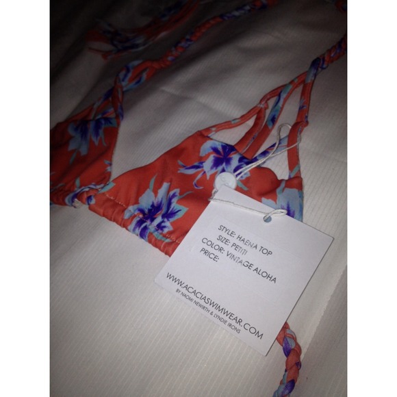 Taking Offers: Acacia Swimwear Vintage Aloha - Picture 1 of 2