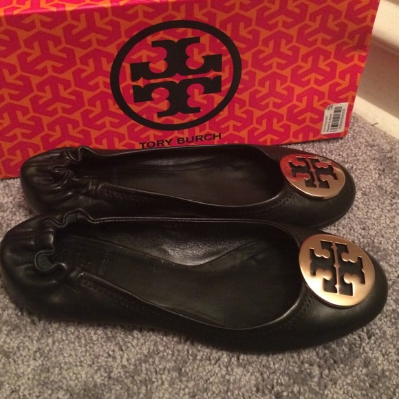 Tory Burch Revas gold logo
