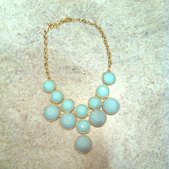 Blue/Turquoise statement necklace 😍😍😍 - Picture 1 of 1