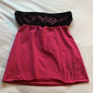 Cute worn once metal mulisha tube top!