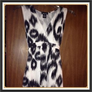 Black and White Wet Seal top