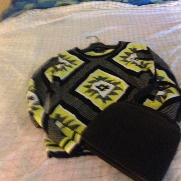 Neon Green, Black and white Aztec print sweater - Picture 1 of 3
