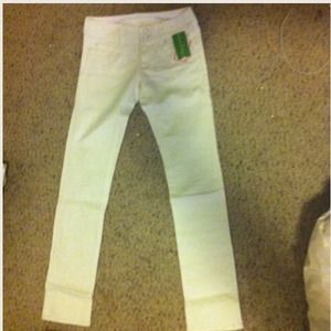 Brand new Lilly Pultizer white worth jeans!!!