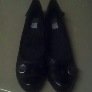 Cute black flats by dr. Scholls