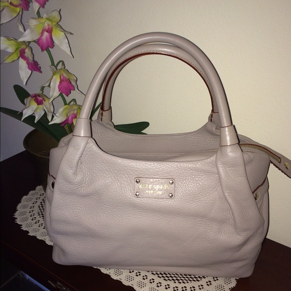 ♠️♠️GENUINE KATE SPADE LEATHER STEVIE♠️♠️