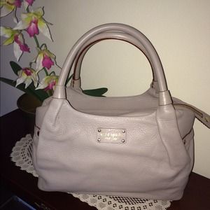 ♠️♠️GENUINE KATE SPADE LEATHER STEVIE♠️♠️