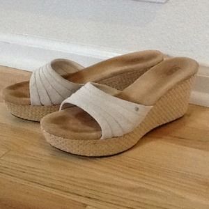 Ugg Australia suede platform sandals