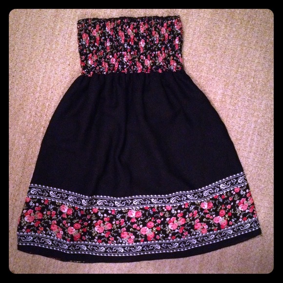 Reversible Strapless Dress🌺🌼🌹