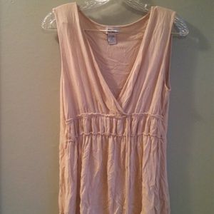 Light and flowy tank soft beige and tie back tank