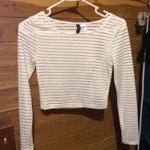 H&M crop top - Picture 1 of 4