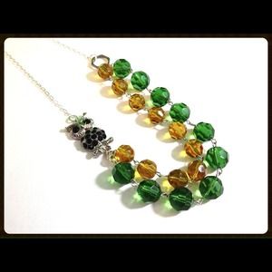 Offset owl necklace - green and gold