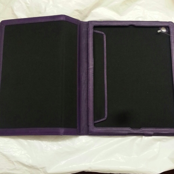 Authentic Coach Ipad Cover - Picture 2 of 4