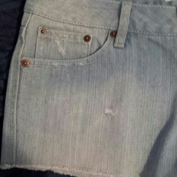 Cuttoff shorts - Picture 2 of 4