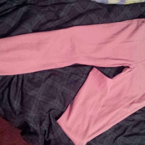 Baby pink skinnies - Picture 2 of 4