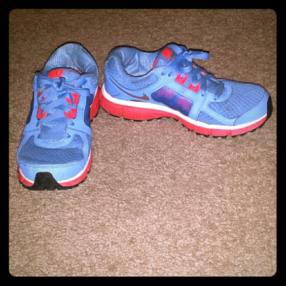 Nike Dual Fusion