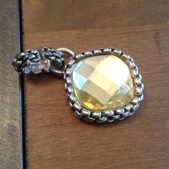 Jewelry - SOLD IN BUNDLE!!! Yellow/Silver Pendant