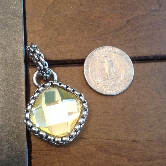 SOLD IN BUNDLE!!! Yellow/Silver Pendant - Picture 3 of 3