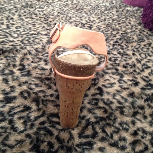 ❌SOLD❌ Birk Inspired Wedges - Picture 3 of 3