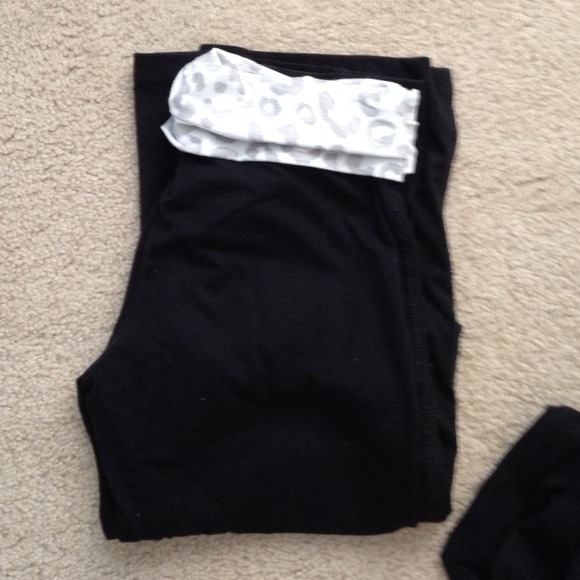 Cheetah yoga pants from aero