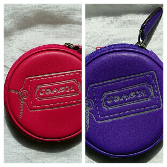 RESERVED FOR EMERALDCHEVRON Coach coin purse