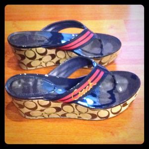 COACH NAVY & RED WEDGE SANDALS