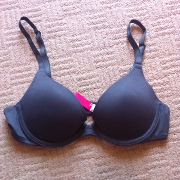Victoria secret 34A push-up bra
