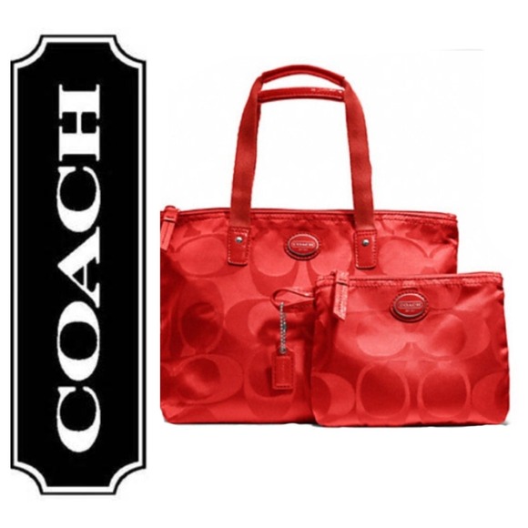 Coach Handbags - Coach 2 Piece Getaway Packable Tote