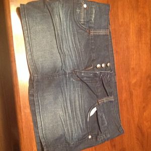 Denim skirt