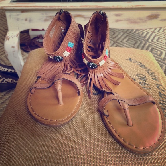 Nicole - Dapper - Size 6.5