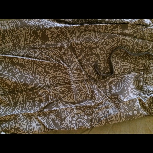 Capris - Picture 2 of 2