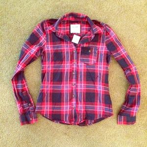 Red and navy blue collar flannel!