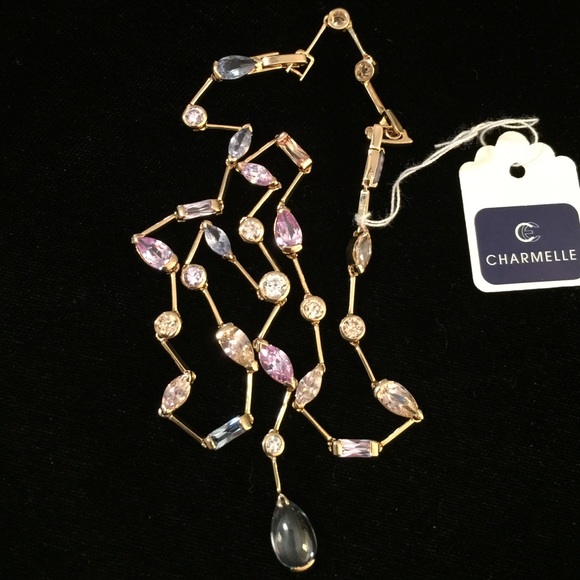 Cubic Zirconia Necklace - Picture 2 of 4