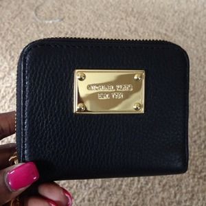 NEW, AUTHENTIC Michael Kors bifold wallet