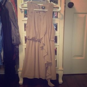 H&M Short Ruffle Dress Nude Sz 4