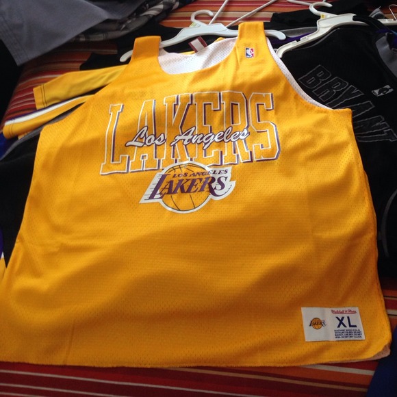 LAKERS MITCHELL AND NESS XL