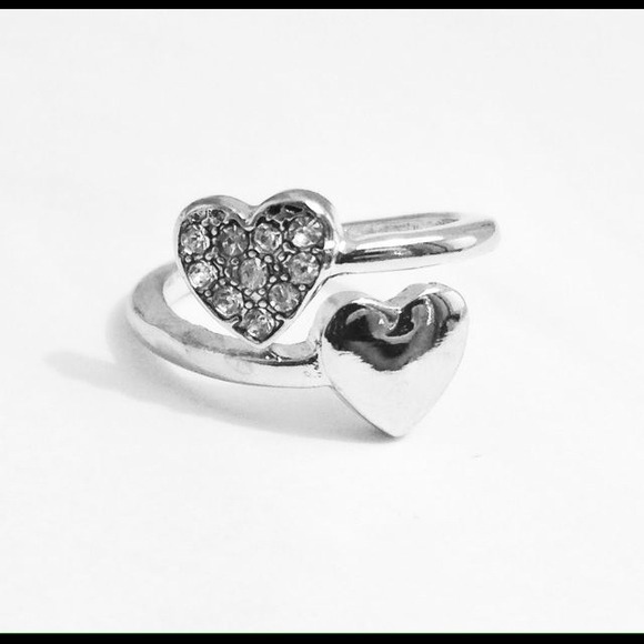 Two hearts ring
